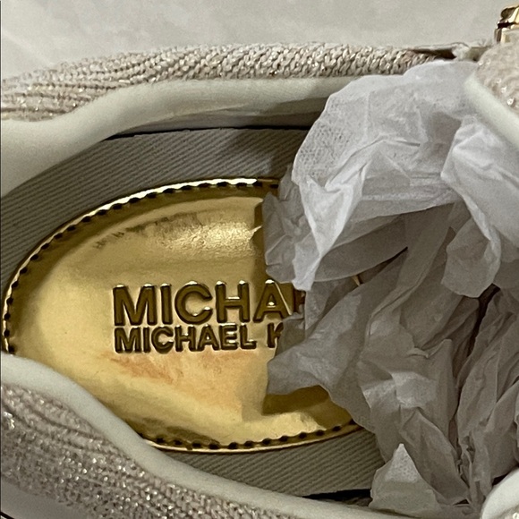 Michael Kors Women's Willis Wedge Trainer New without box . Size 11. R14 - Picture 6 of 8